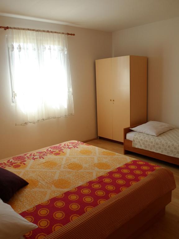 Apartment Boja Biograd Na Moru Quarto foto
